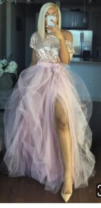 Read more about the article How to wear a tulle skirt without looking childish